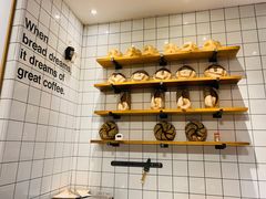 面包甜点陈列柜-81bakery(关山路店)
