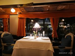 -火车头法国西餐厅