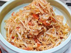 白菜樱花虾拌海蜇皮-青雅中餐厅(大连金石滩绿发希尔顿度假酒店)