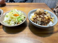 -红猪卤肉饭(大西洋美食城店)