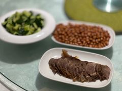 -茸梅路右拐龙虾-农家菜(松江店)