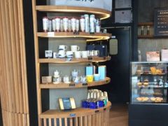 零售区-星巴克(西藏路店)