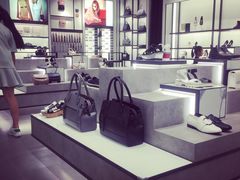 -CHARLES&KEITH(1234space店)