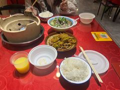 -冯烫烫跷脚牛肉·川菜小馆(武胜西街店)