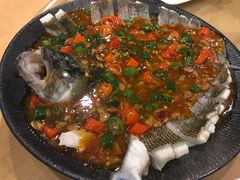 -香巴拉云南餐厅(华莱坞店)