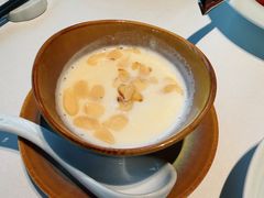 杏汁蛋白-荣小馆(安达仕店)