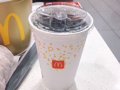 可乐-麦当劳(国际大厦店)