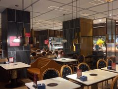 -吉布鲁牛排海鲜自助(假日国际店)