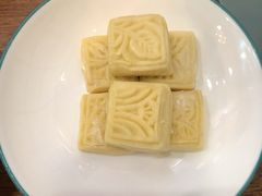 手工潮式绿豆糕-唔止卤嘢·潮州府城菜(鹭江店)