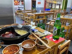 -灌县老妈砂锅串串香(万科红生活广场店)