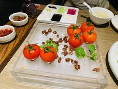 番茄脆菇沙拉-小大董·烤鸭(凤凰汇店)