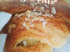 大杏仁牛角包-老佛爷饼店