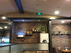 大堂-喇喇排骨火锅·传统韩式脊骨汤(望京西园总店)