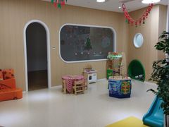 -绿城奇妙园双语日托(华茂悦峰园区)