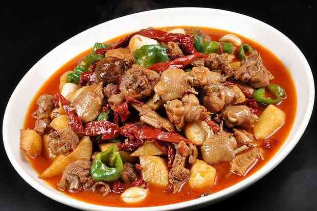 买买提新疆特色美食-"没什么特色,生蚝确实是生的,店里能办50..."-大