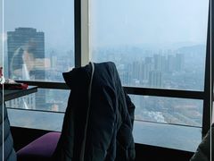 -怡豪大饭店·银顶旋转餐厅