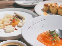 三文鱼温泉蛋配鱼子-Solo(衡山路店)