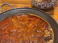 -旧街市鲜货老火锅(大光路店)