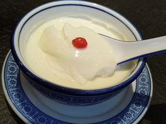 -蝴蝶里·粤菜·点心(滨江龙湖店)