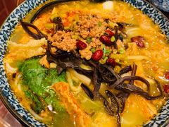 七爺螺螄粉-螺世纪螺蛳粉·桂味小排档(裕德店)