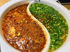 鸳鸯水煮牛肉-成都吃客(九眼桥店)