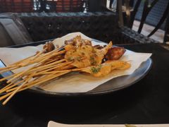 -何师烧烤·香辣蟹·川菜·30年老品牌(太古里旗舰店)