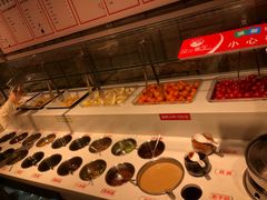 自助调料区-前门后头老北京铜锅涮肉·京味菜·烤鸭(伊藤洋华堂店)