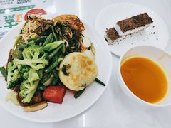 -谦和素食自助餐(云峰花园店)