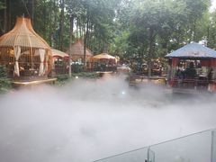 -二荆条·蜀鲜汇城市森林火锅