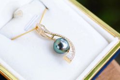 -夸克珠宝设计工作室