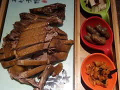 -有红鸡毛店·川菜(建设路店)