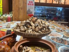 -六合居·明厨亮灶餐厅(成双大道店)