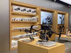 -DJI大疆(深圳华强北曼哈授权体验店)