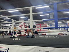 -FIGHTMAN格斗俱乐部(长宁临空店)