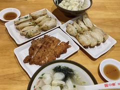 -小姜锅贴(凤凰街店)