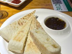 -小小河边鱼(天润城店)