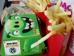 -麦当劳(军博店)