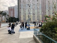 -彩虹村