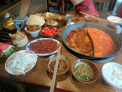 -萍姐火锅·公路夜市(武汉首店)