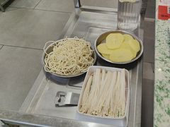 -肖婷姐大铁锅重庆火锅(南湖店)