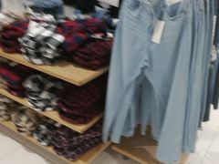 -优衣库(南京建邺万达广场店)