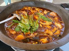 麻辣石锅鱼-都江堰石锅鱼