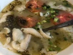 -兔行天下-鸿鹤鲜锅兔(中海国际店)