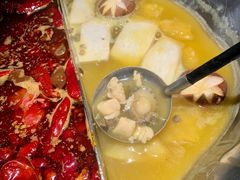红颜花胶鸡锅-湊湊火锅·茶憩(杭州湖滨银泰in77店)