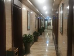 -颐而康按摩(八一桥总店)