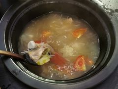 黎家织妹酸鱼汤-蜈支洲岛珊瑚酒店临海阁中餐厅