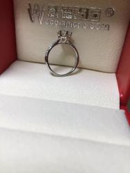 -威德钻石-克拉钻大本营(南京东路店)