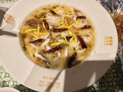 -渔语鱼新川菜Bistro(万象天地店)