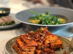 石屏豆腐-半山腰·云南菜(侨福芳草地店)