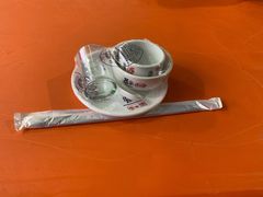 餐具摆设-桔子海鲜烧烤大排档(台东店)